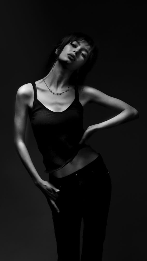 Studio photo - image 2